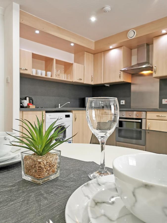 Vkm Apartments Глазго Экстерьер фото